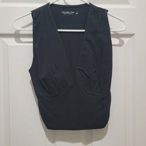 NWOT Abercrombie V-neck tank